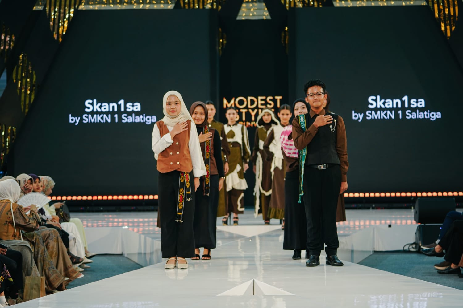 Skanisa Fashion Tampil Memukau di Modest Style Runway Plaza Ambarukmo Yogyakarta
